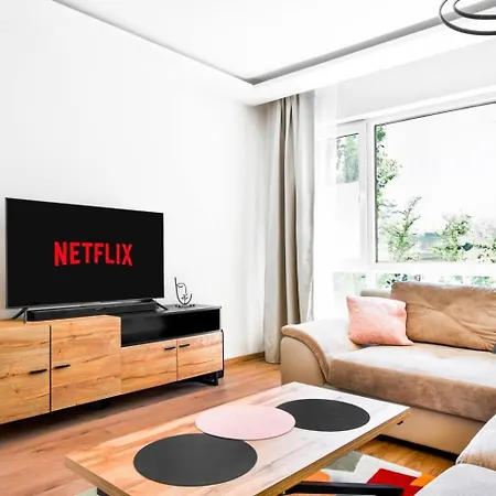 Modern 1br With The Comforts Of * Пловдив